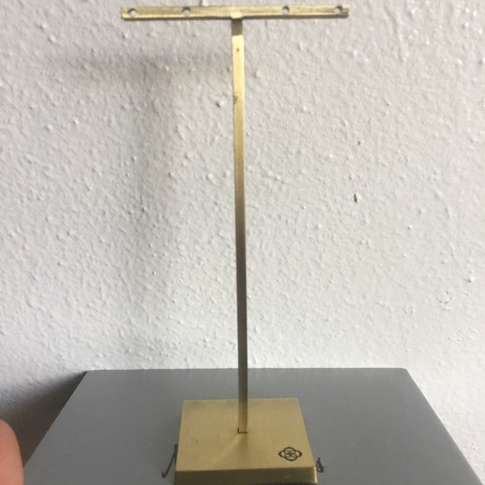 Kendra Scott Small earring display holder